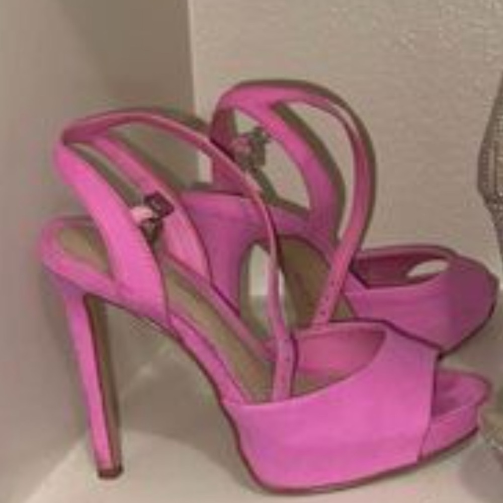Pink Gianni Bini heels